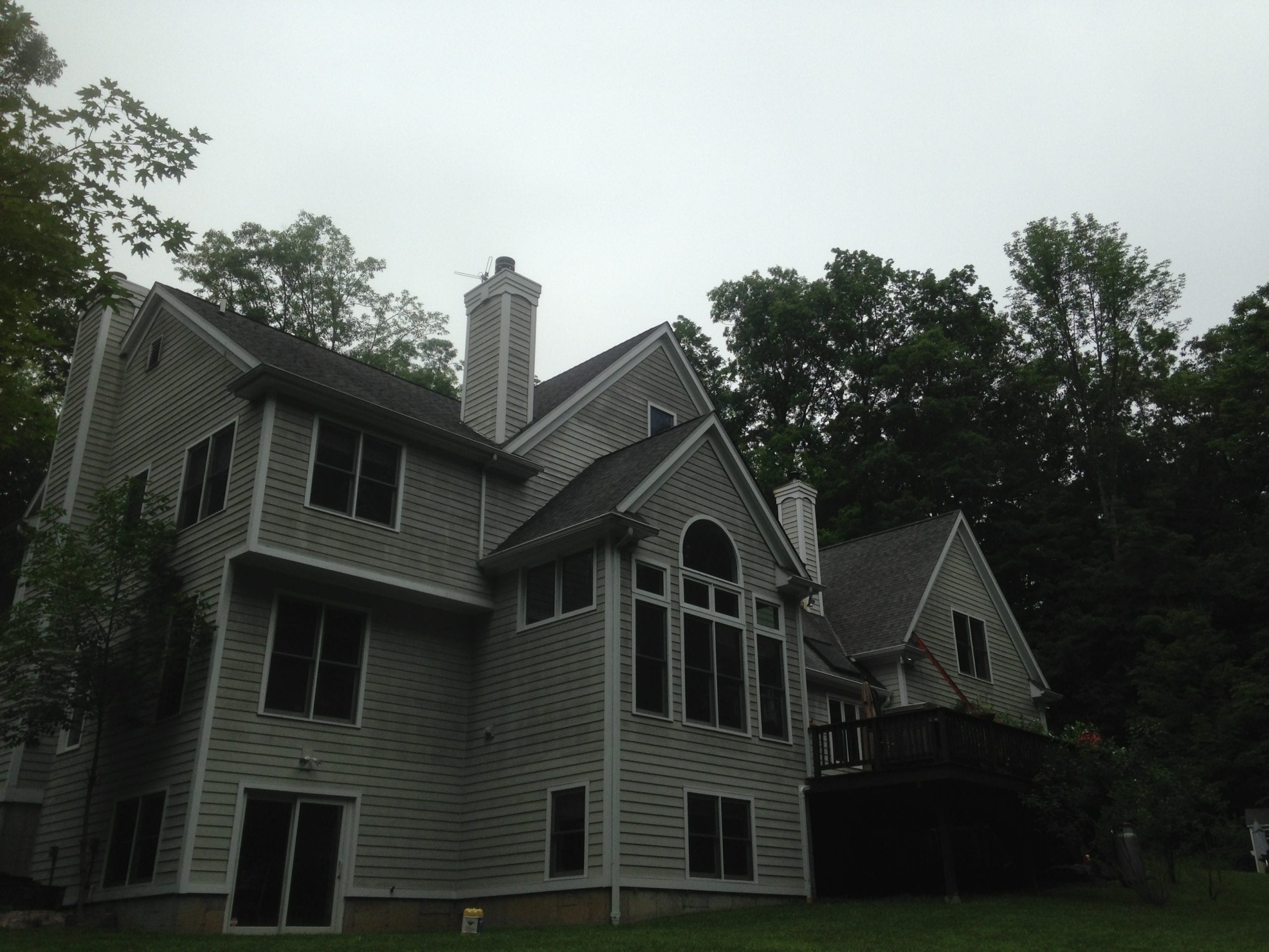slate, tile, asphalt roof washing, pressure cleaning, Hawthorne soft roof washing, chappaqua roof cleaning, residential house cleaning, home exterior, roof cleaning, katonah, rye, armonk, westchester power washing